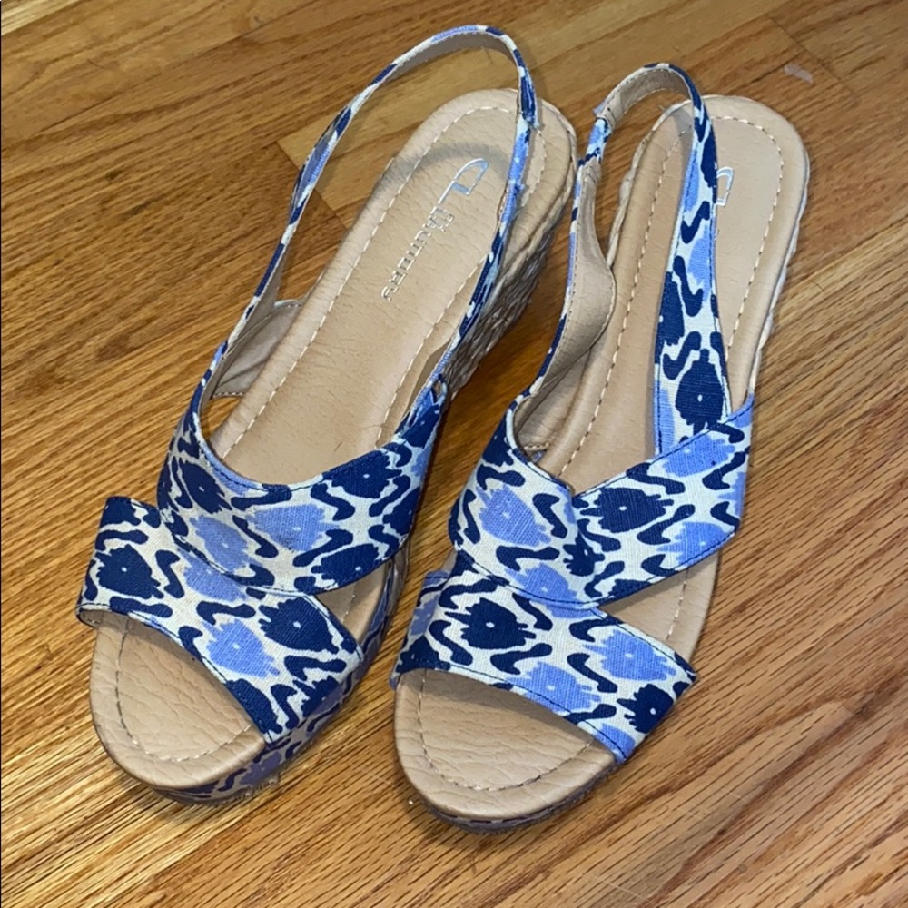 Cal Laundry wedge peep toe heels